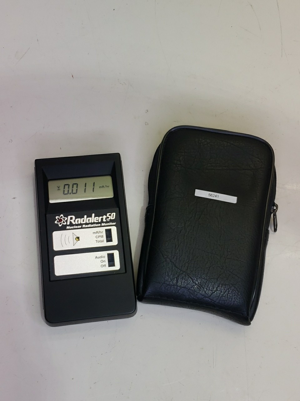 International Medcom Radalert 50 Nuclear Radiation Monitor Geiger Counter Case