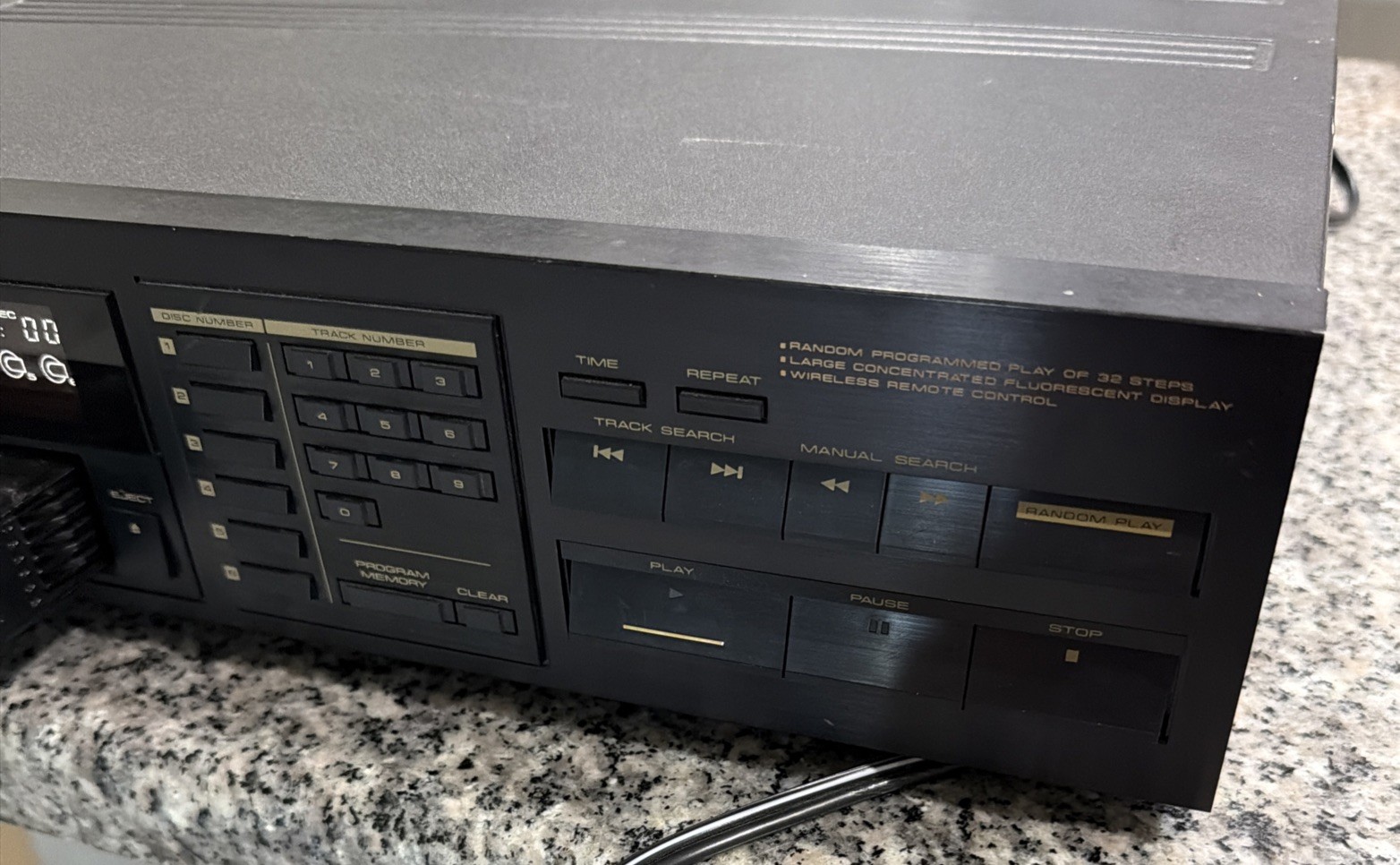 PIONEER PD M60 Multi-disc Cd Player!!! Without Remote Tested Works