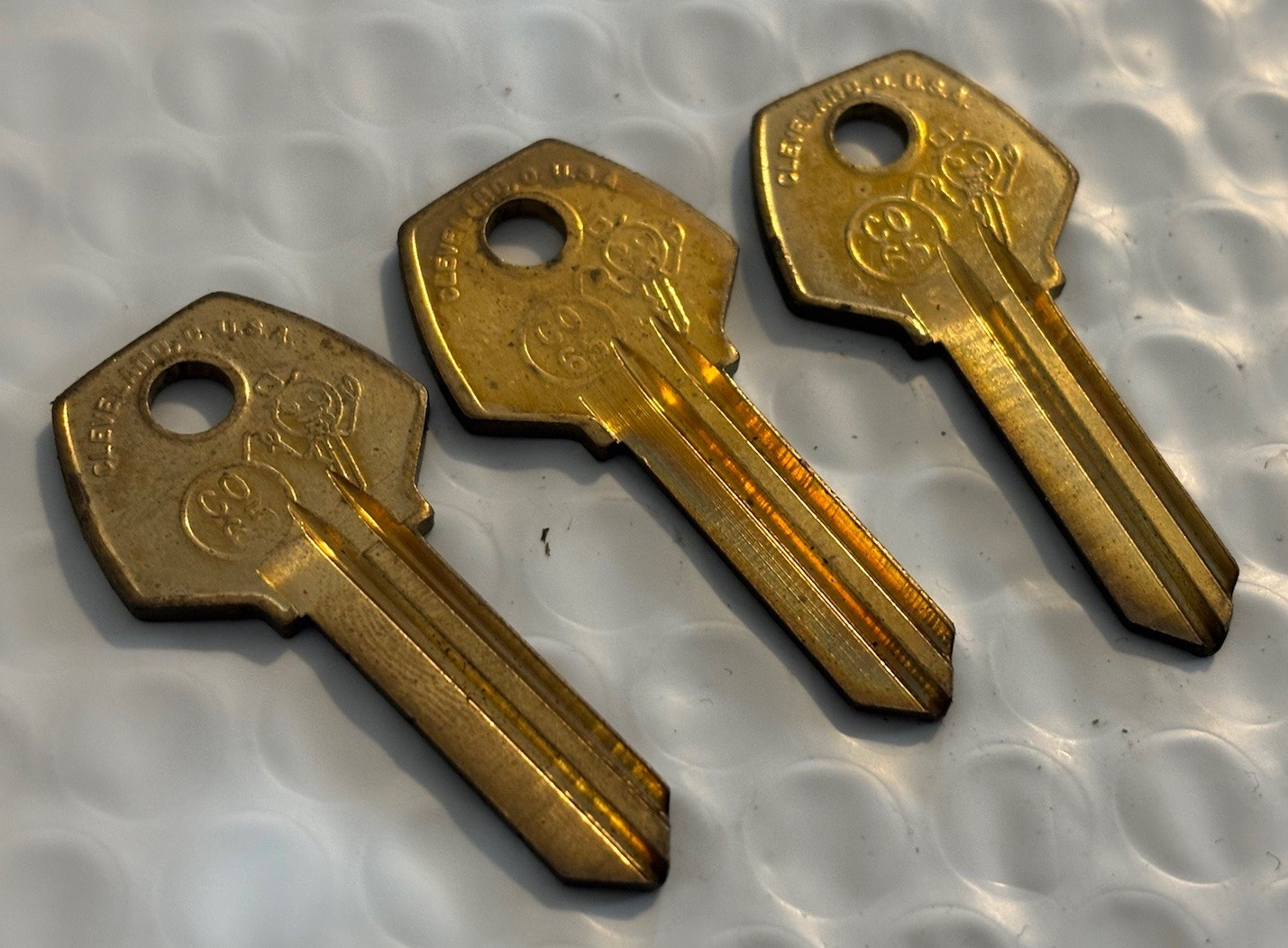 Vintage Key COLE NATIONAL Marked "CO65" Appx 2" CLEVELAND, O.  ***SET OF 3***