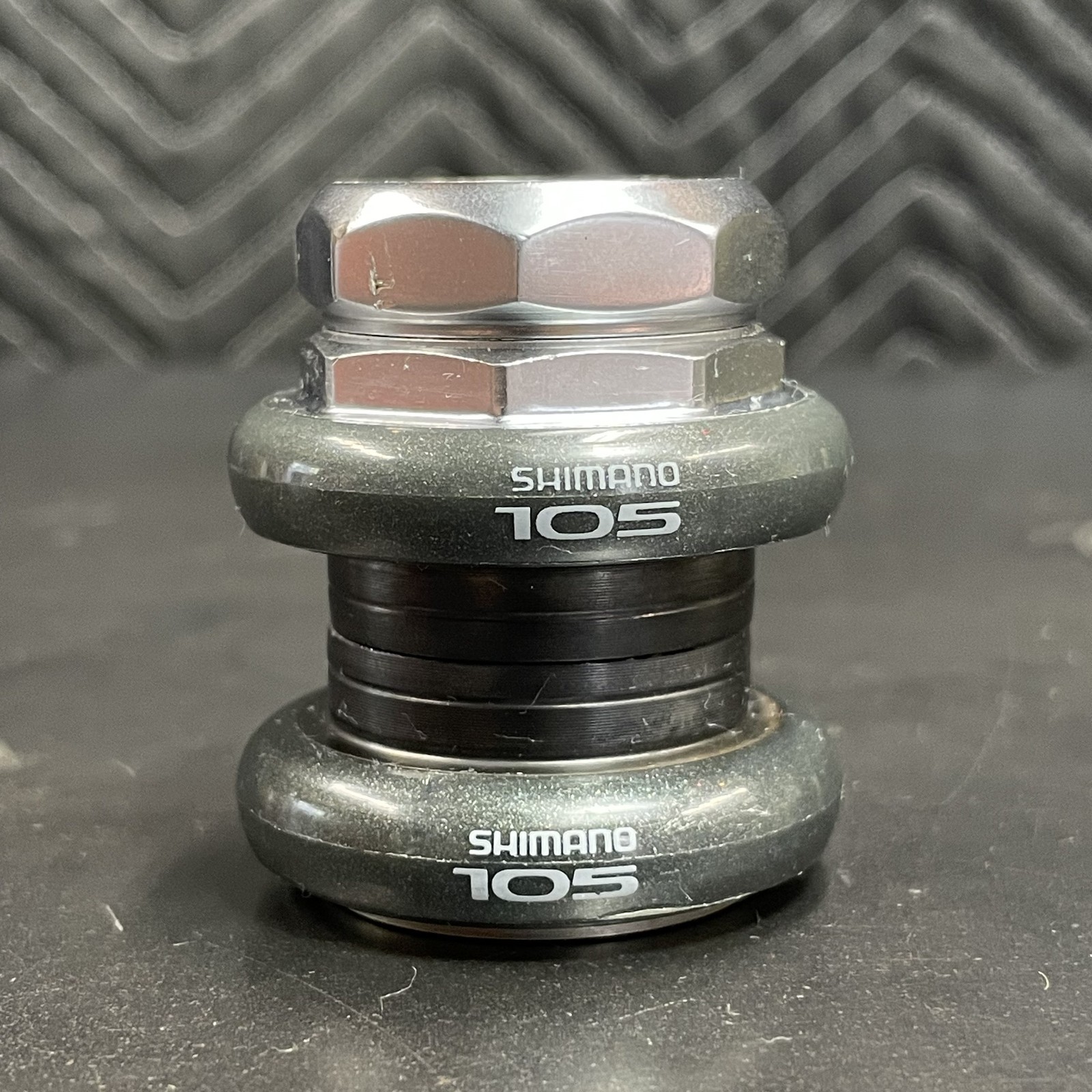 Shimano 105 1050 1" Threaded Headset - BC - Used