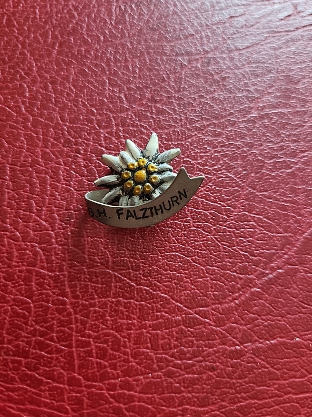 Pin Hatpin Hiking Pin Brooch G.H. folding turn