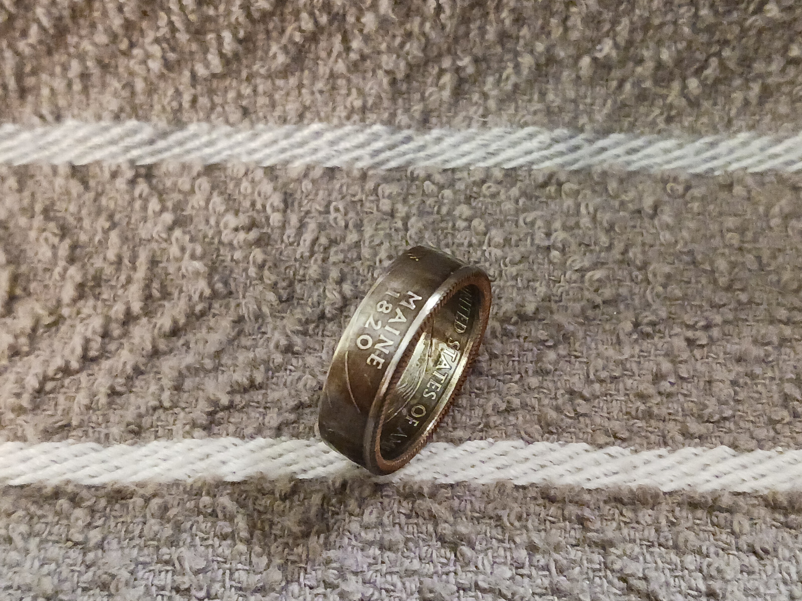 Maine Handcrafted Washington Quarters coin ring, size 8  2003