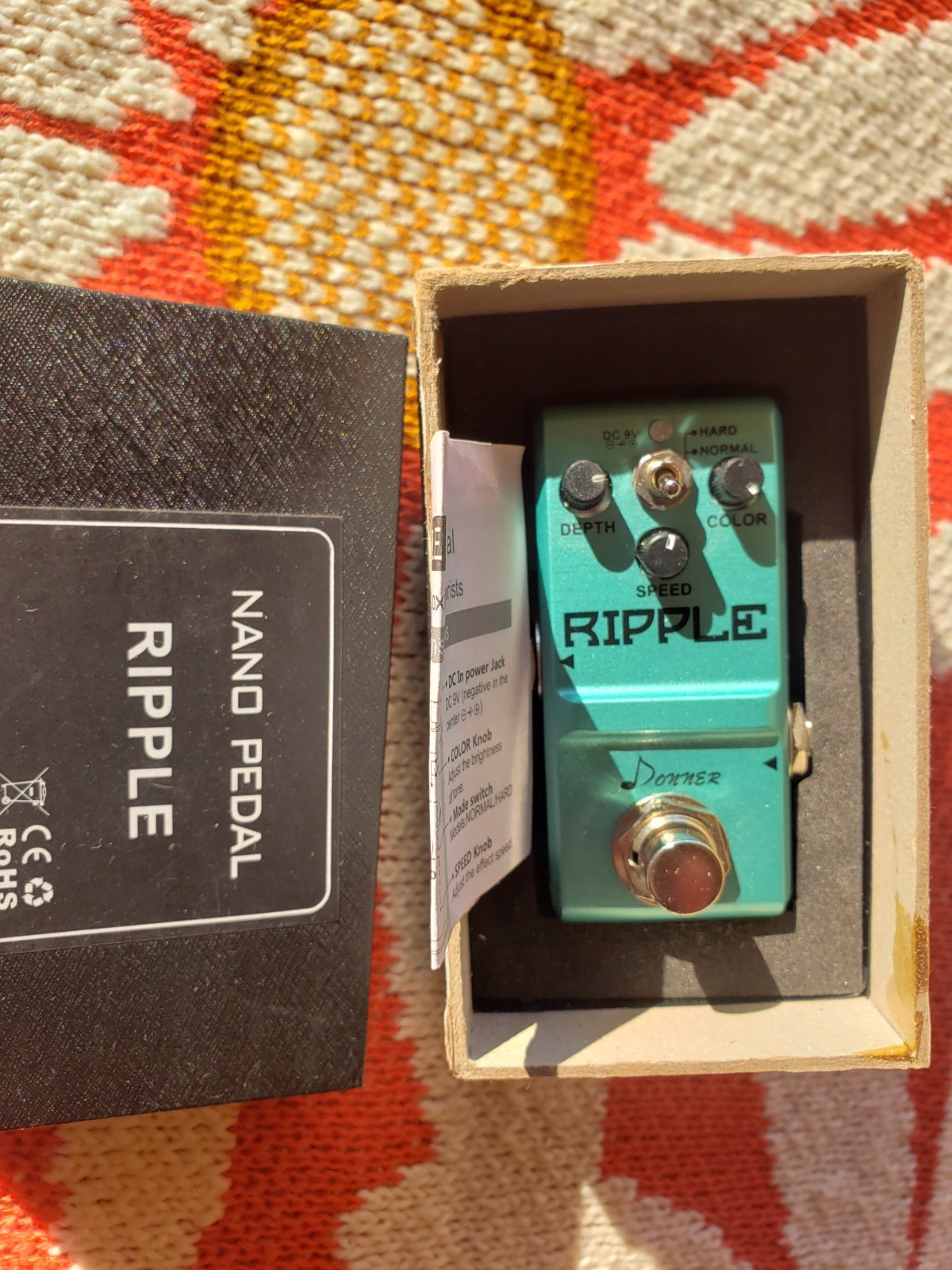 Ripple Tremolo Pedal By Donner