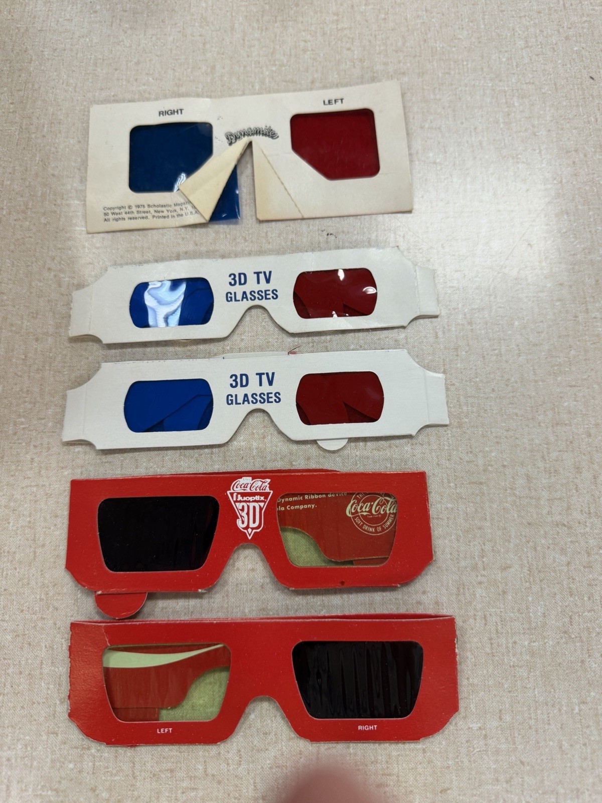 Coca-Cola Truoptix Anaglyph 3D TV Glasses Red/Blue/White Cardboard Lot