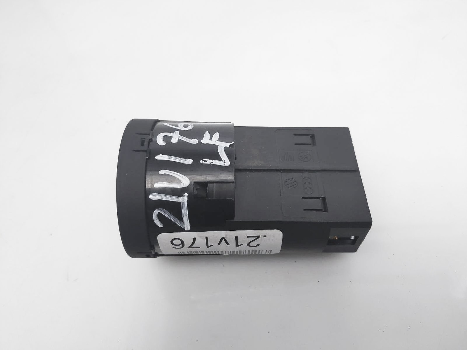 Audi A4 2005-2009 Headlamp Switch (On Dash) 8E0-941-531-C-5Pr *Peeling Switch*