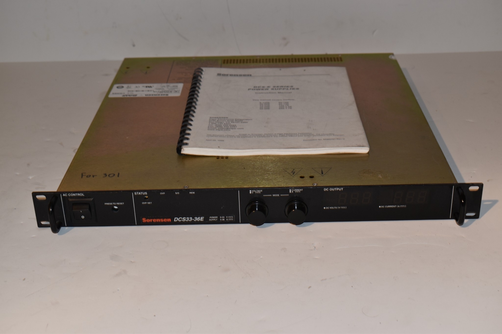 SORENSEN DCS33-36E DC POWER SUPPLY 0-33V 0-36A w/ MANUAL  (JF3)