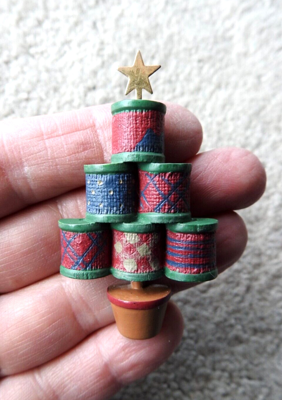 Vintage Hallmark 1990s Christmas Tree Sewing Thread Spools Pin