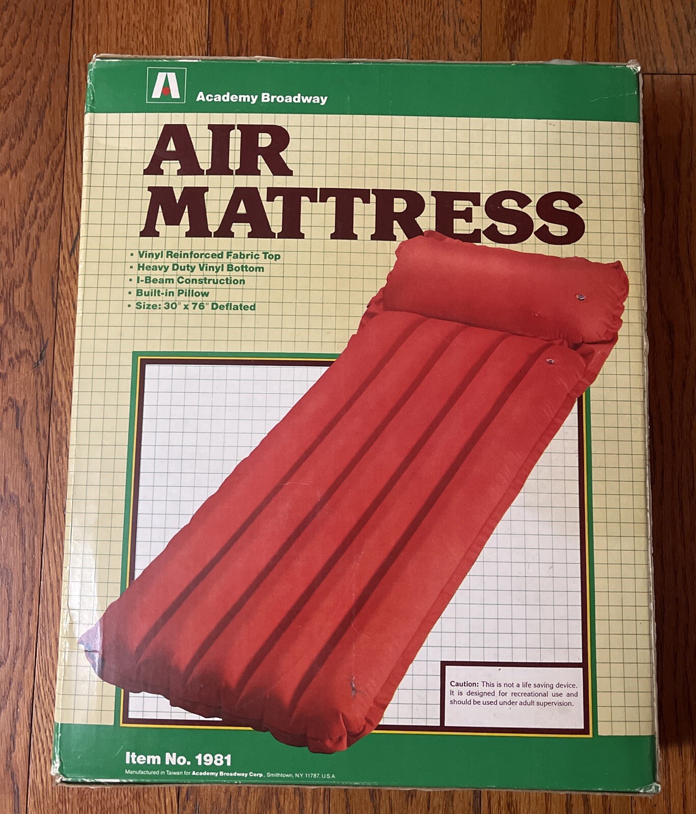 NEW NOS VTG Academy Broadway Heavy Duty Vinyl Air Mattress 30” x 76” No. 1981