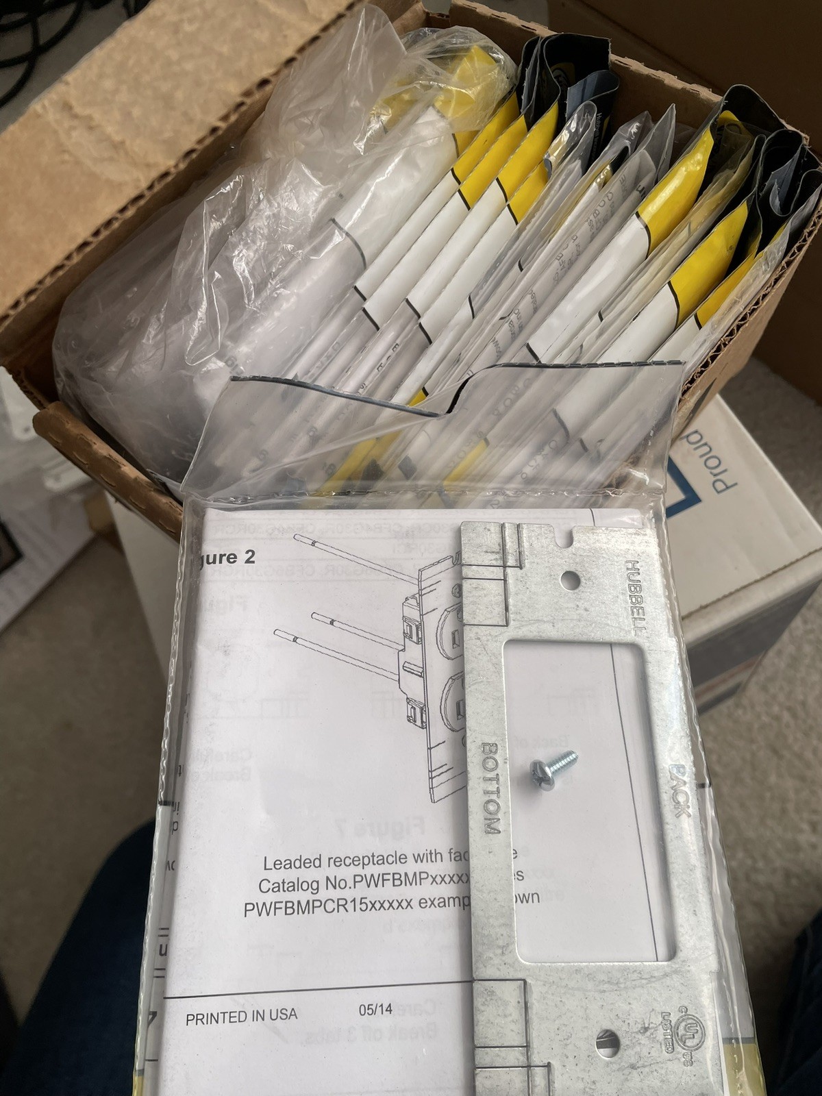 Hubbell FBMPREC Mounting Plate For Recessed Floor Boxes
