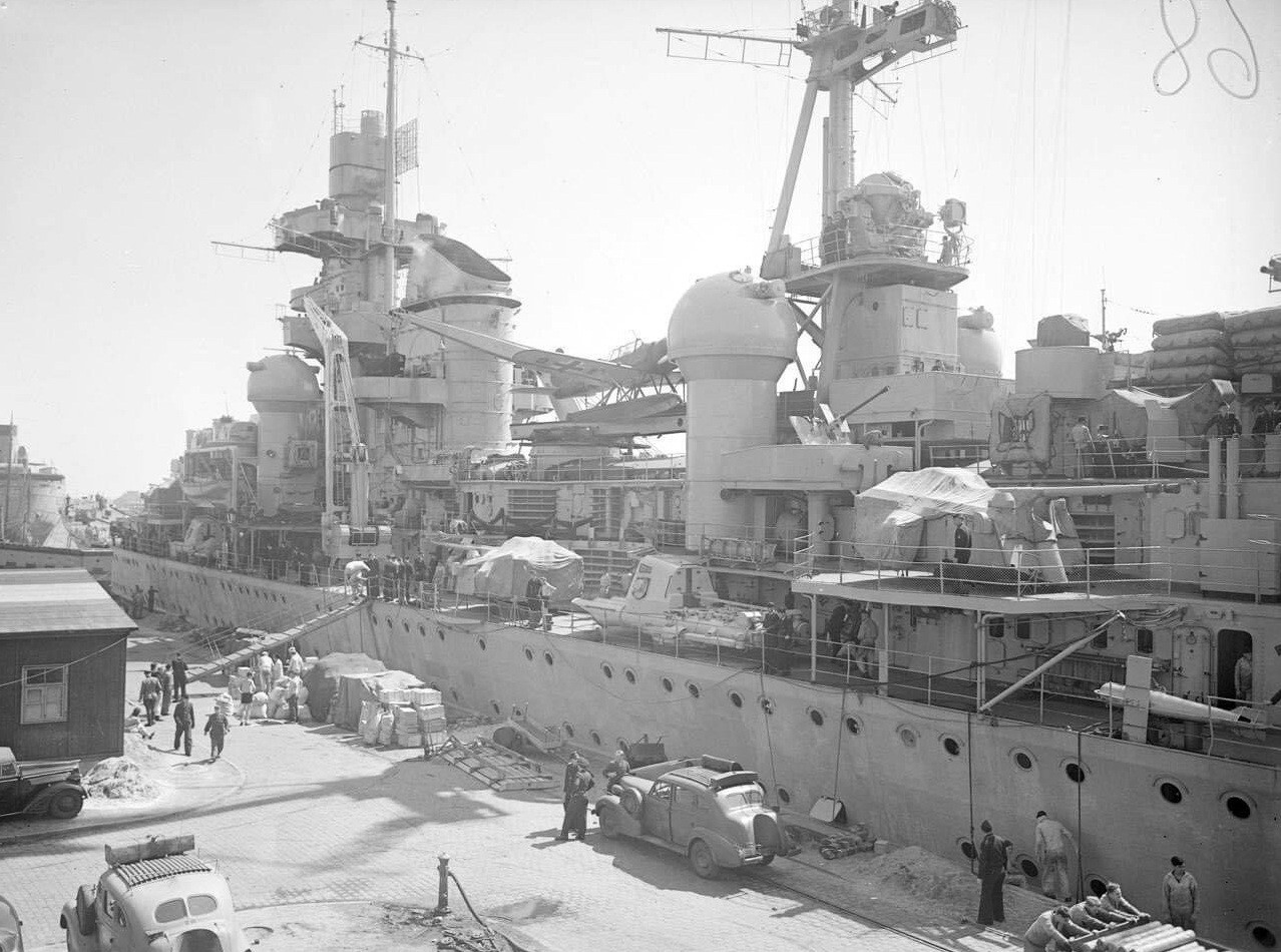 WW2 WWII Photo World War Two / German Kriegsmarine Heavy Cruiser Prinz Eugen