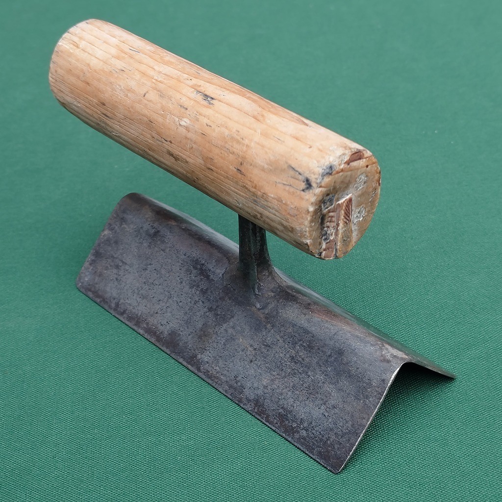 Nishikan KaneKa Menhiki Trowel 125mm Japanese Plastering Tool Wood Handle Japan