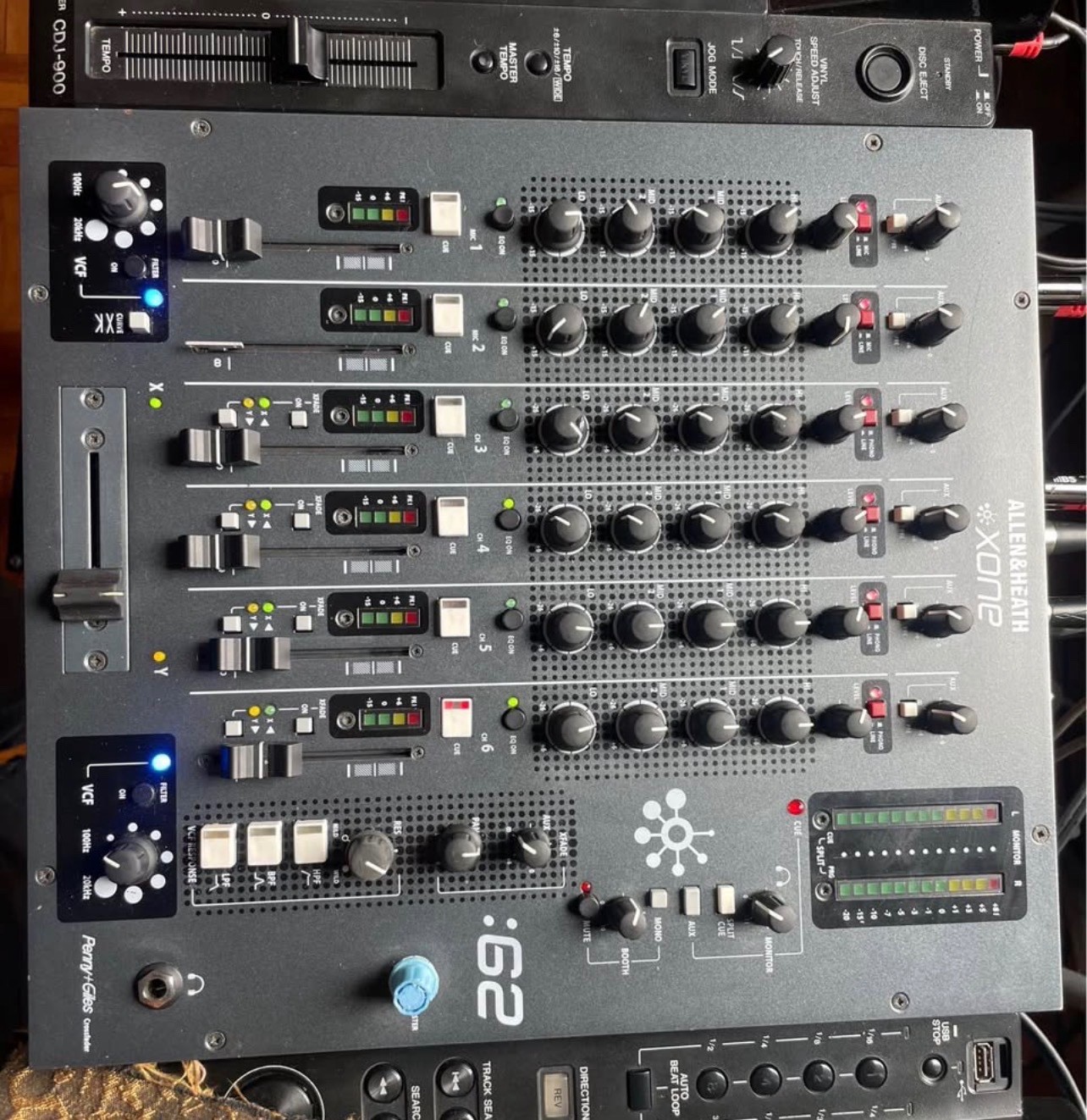 ALLEN & HEATH XONE:62 Analog Mixer