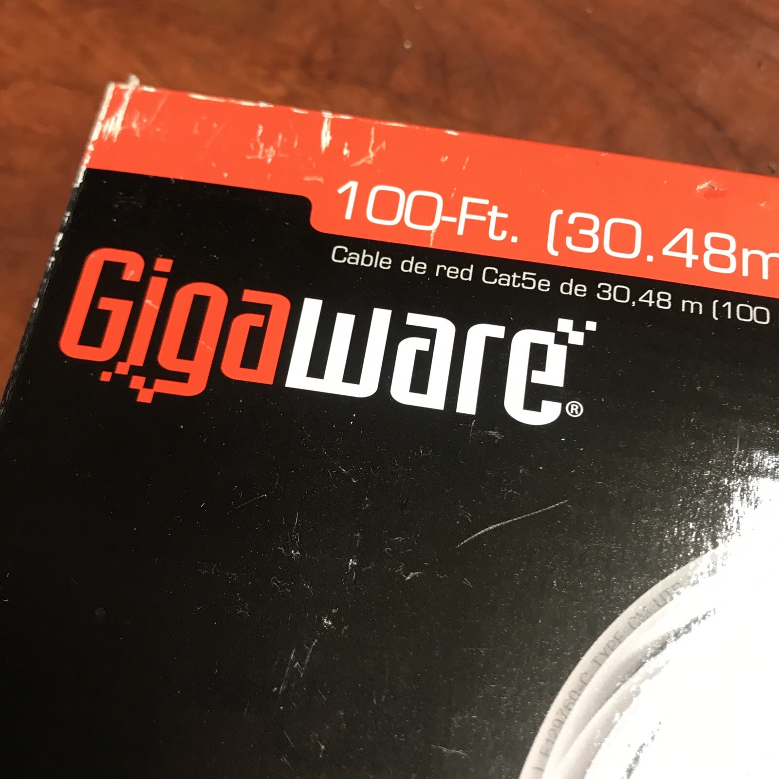 Gigaware 100-Ft (30.48m) Cat5E Network Cable 278-834 New Sealed Package