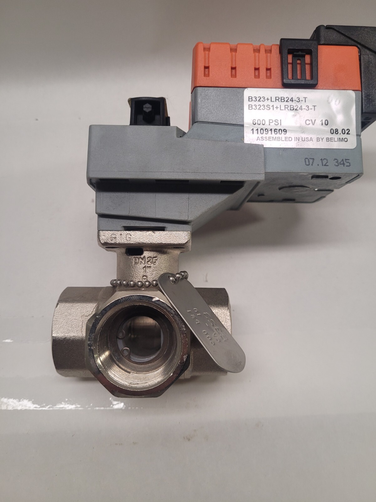 Uponor 3131000 1" Three-way Floating Action Mixing Valve