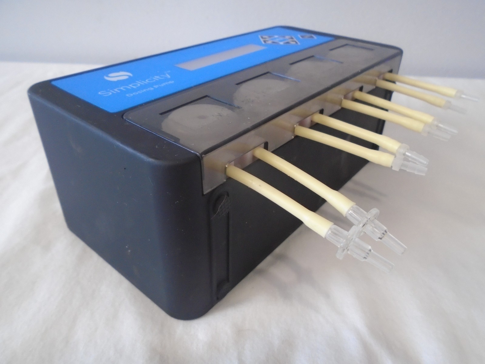 Simplicity Automatic 4-Head Dosing Pump with Built-In Control