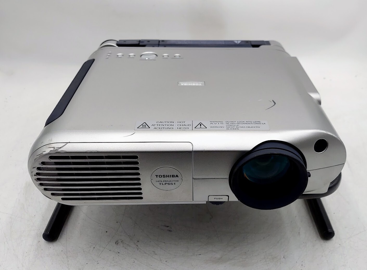 Toshiba TLP651U Projector
