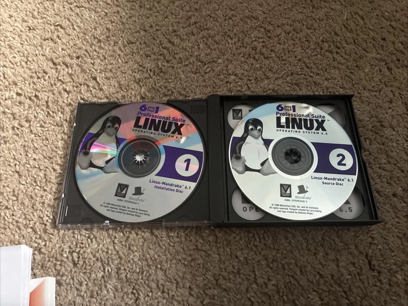 Vintage 1999 Mandrake Linux 6 (6.5) Suite Complete Operating System Set CIB