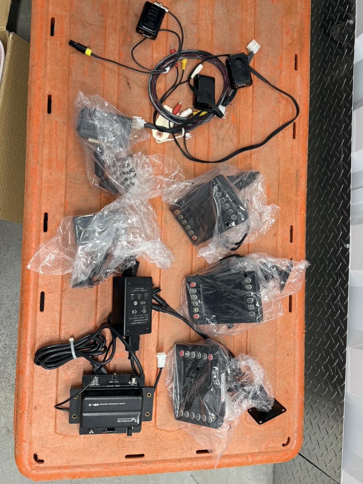 Lot of 3 Screens L3 Communications Mobile Vision Flashback HD DVR System Camera