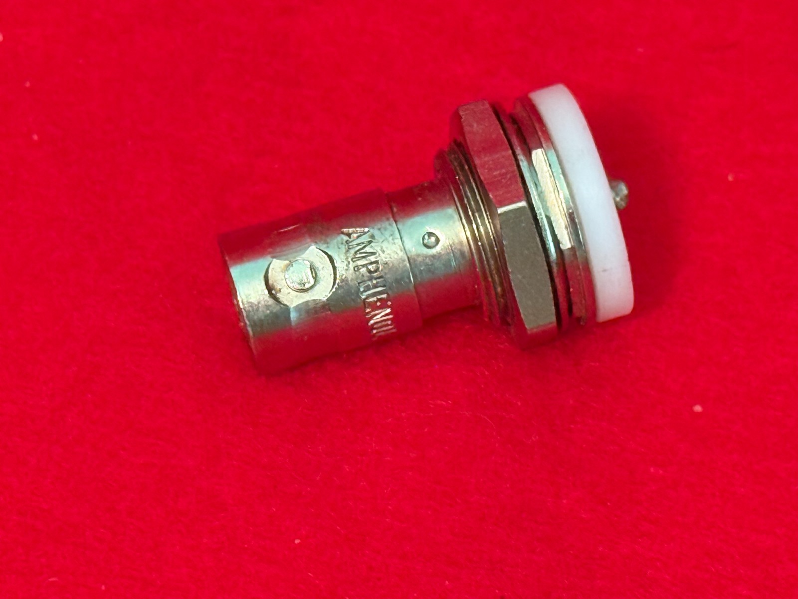 MHV Connector Bulkhead Jack Amphenol 000-27025 - for Survey Meter or Detector