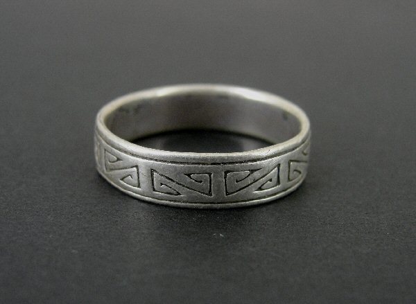 Z Pattern Design Sterling Silver 925 Band RING Size 10