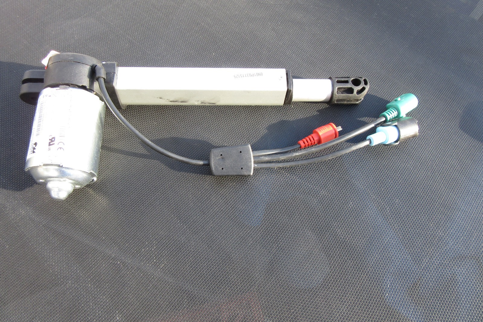 Okin Alphadrive 5 AD2-5 Motor Actuator adjustable bed base 90027