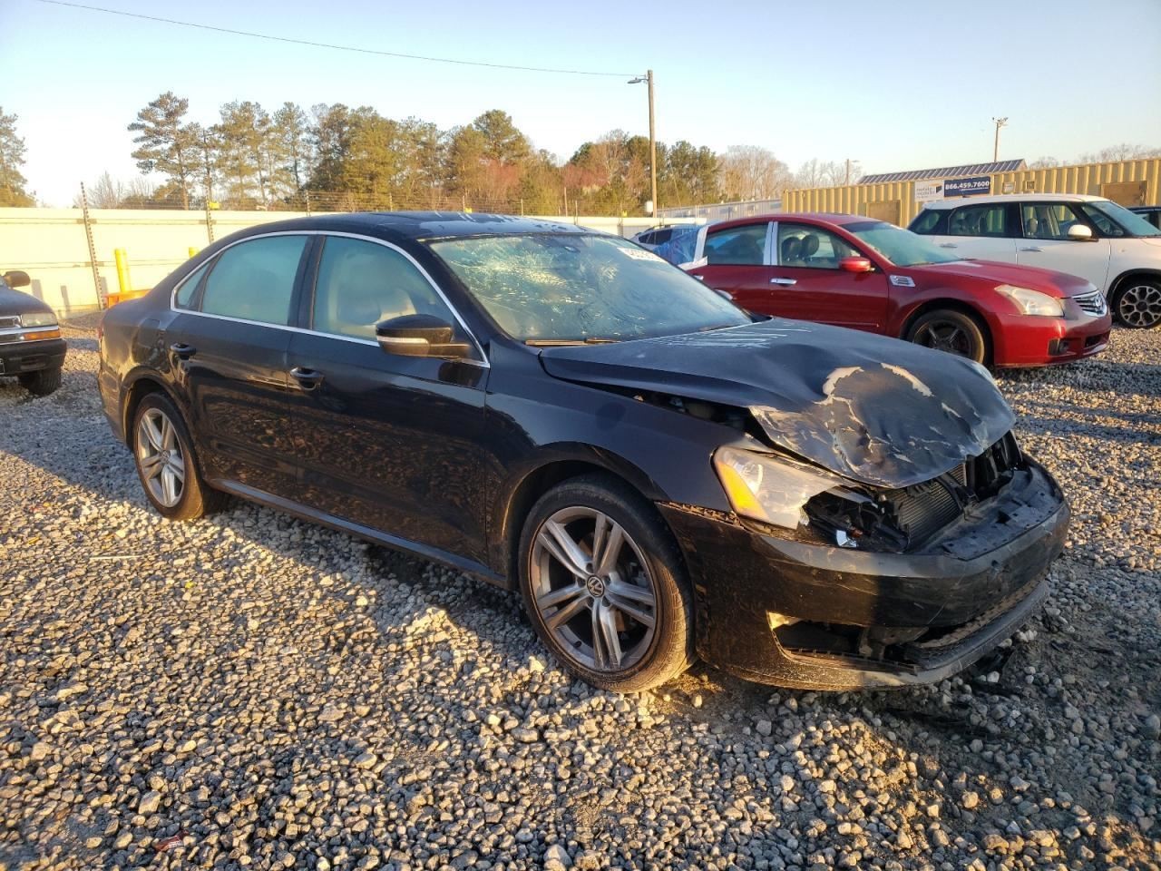 PASSAT 2014 Glove Box 4676354