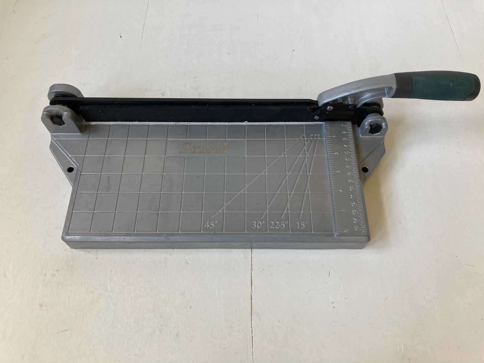 Anvil Vinyl Tile Cutter 12 Inch Heavy Duty Steel Blade Die Cast Aluminum Base