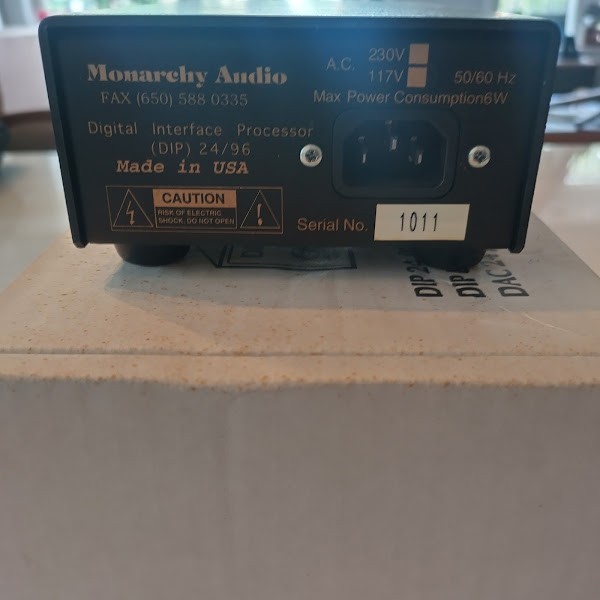 Monarchy Audio Digital Interface Processor Upsampler DIp 24/96