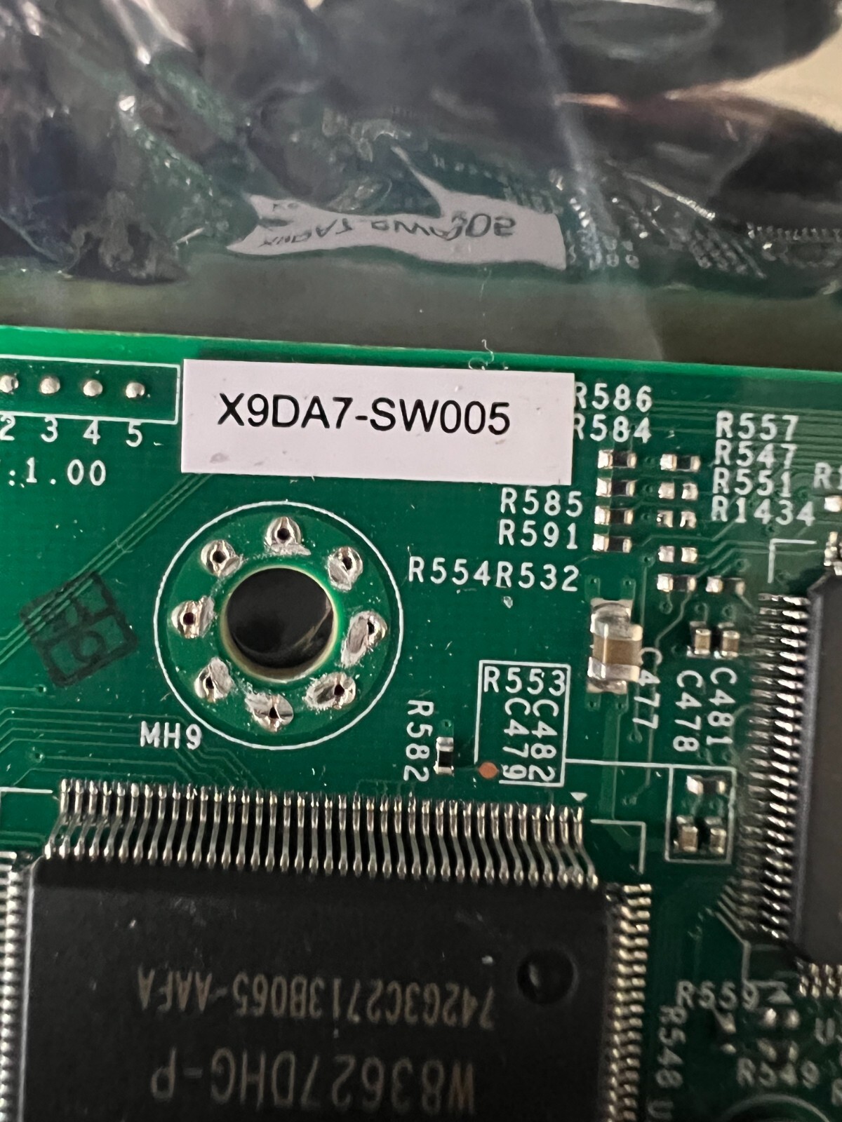 Supermicro MBD-X9DA7-SW005 WITH 32GB RAM AND DUAL XEON PROCESSOR E5-2620