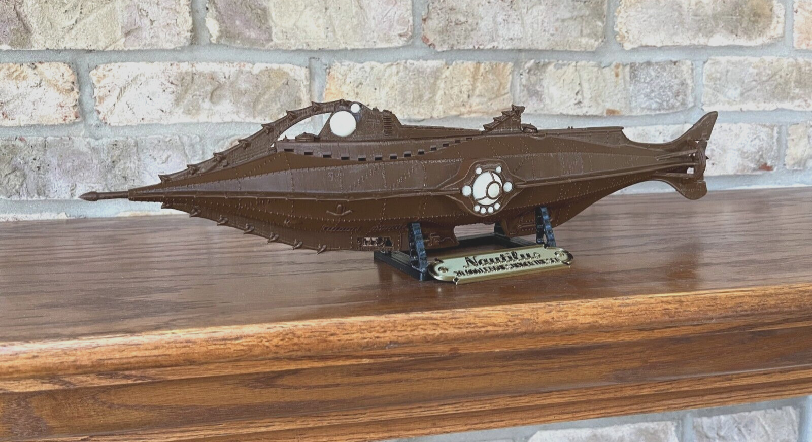 Nautilus Submarine Kit - 20,000 Leagues Under the Sea Model 18" with Stand!