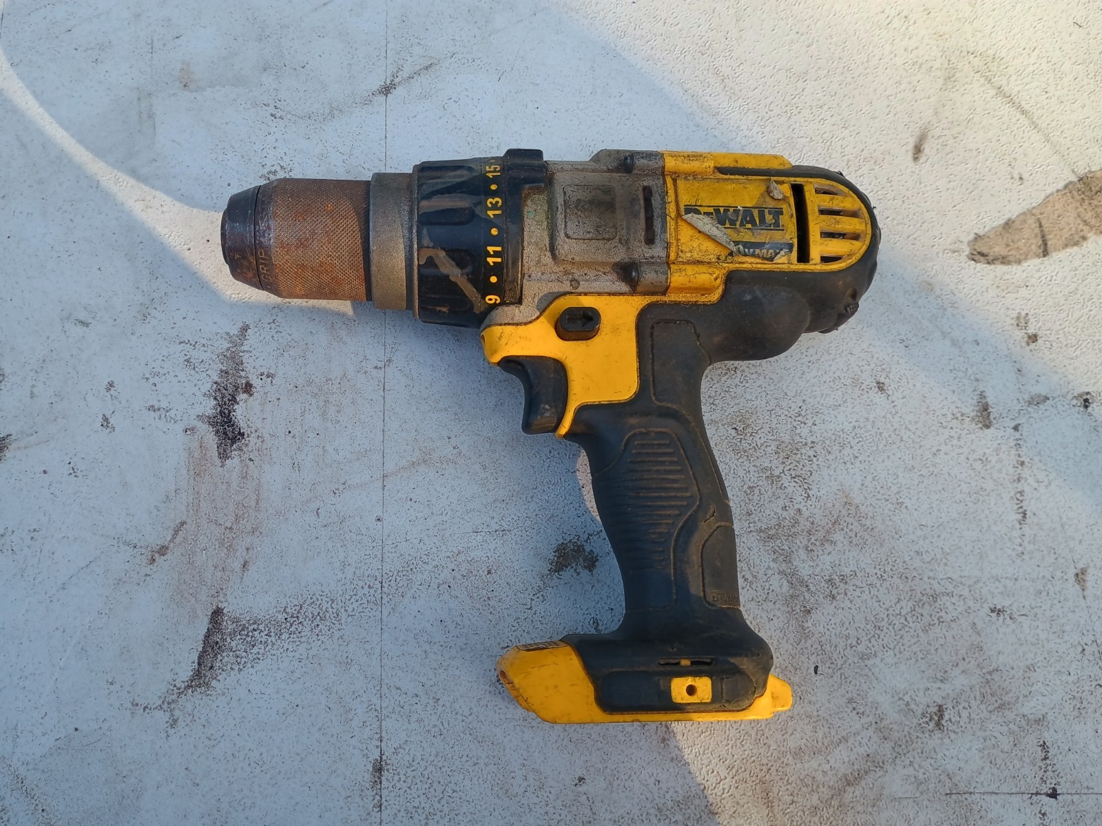 DeWalt DCD985 20V MAX 1/2" Hammerdrill / Driver Tool Only