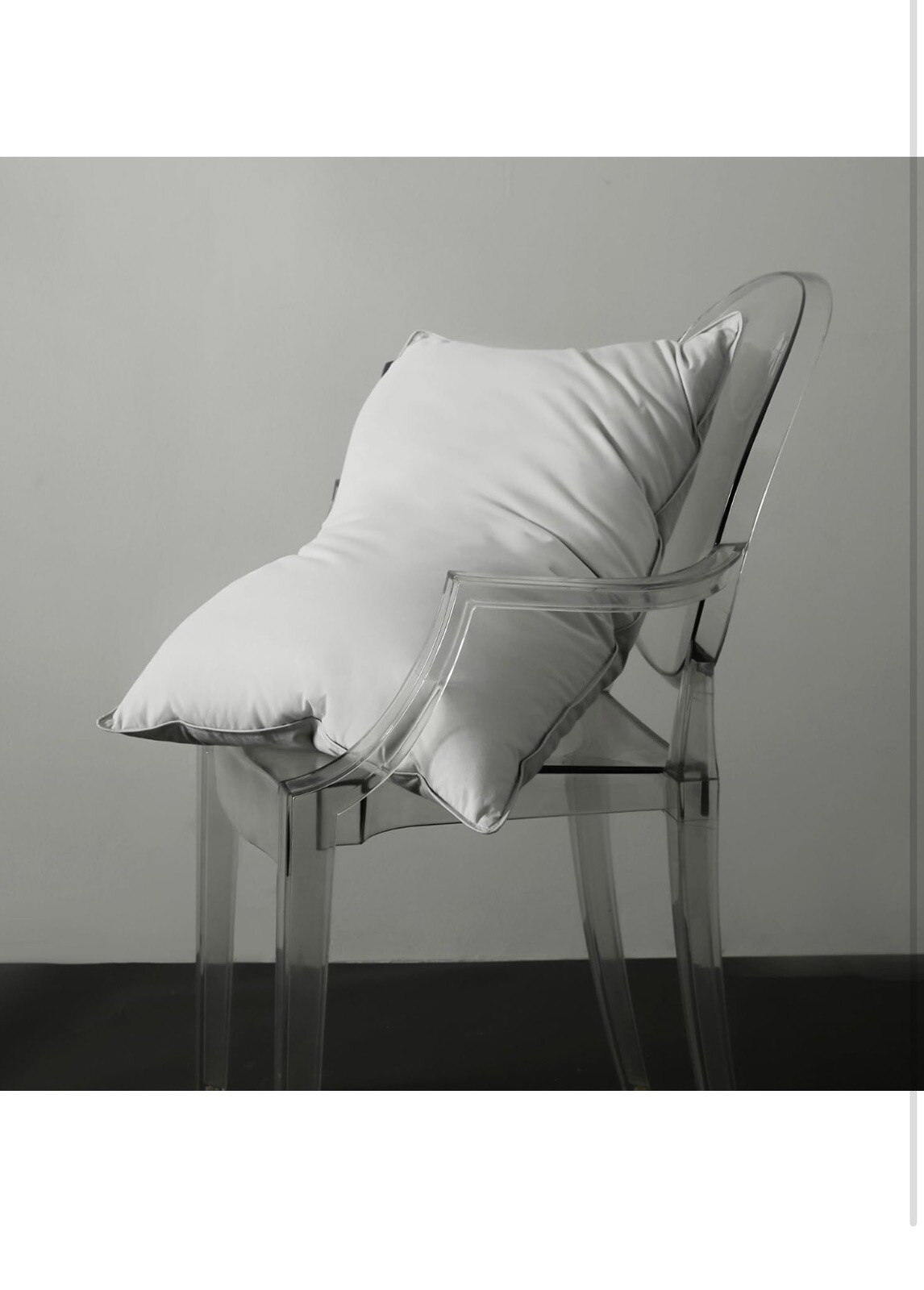 Royoliving Queen Size Pillow. 100% Cotton 30X20