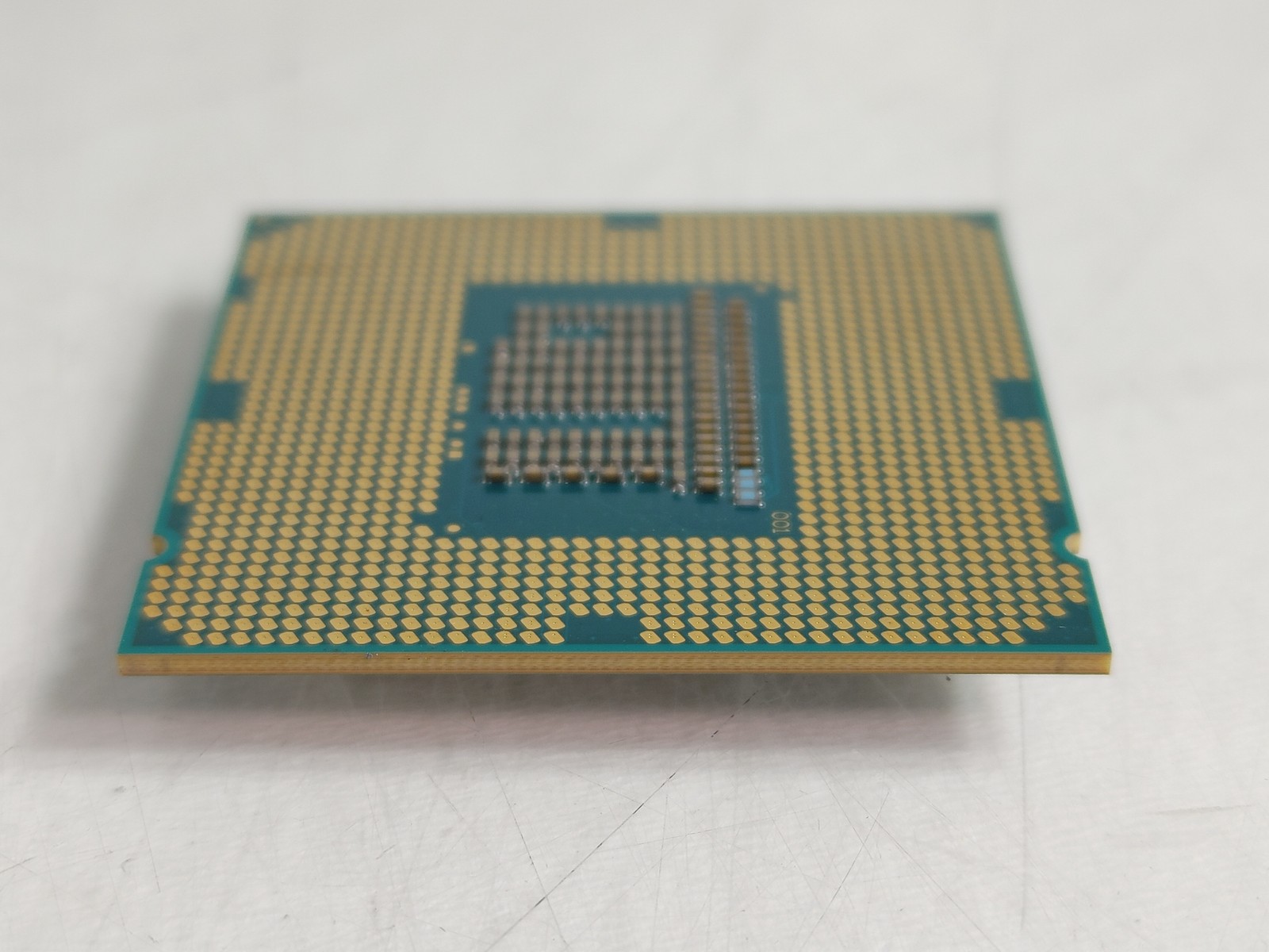 Intel Core i3-3225 3.3 GHz 5 GT/s LGA 1155 Desktop CPU Processor SR0RF