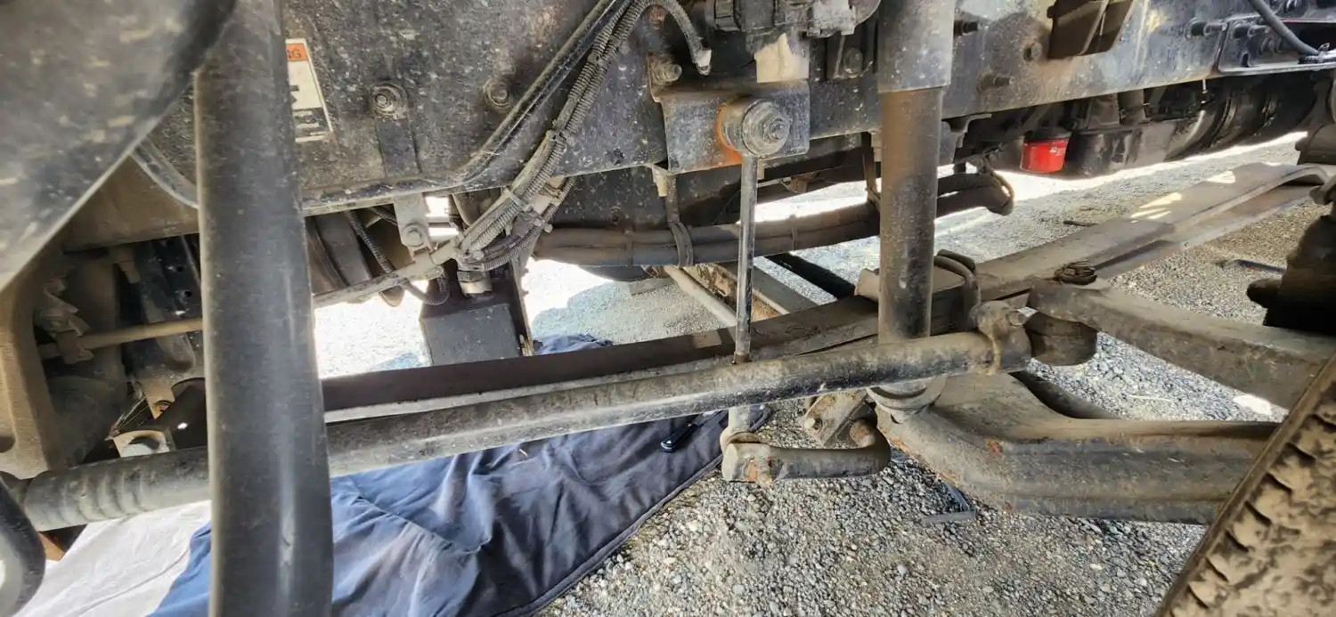 (Used) 2015 Freightliner Cascadia 113, FRONT LEAF SPRINGS Front Leaf & Springs