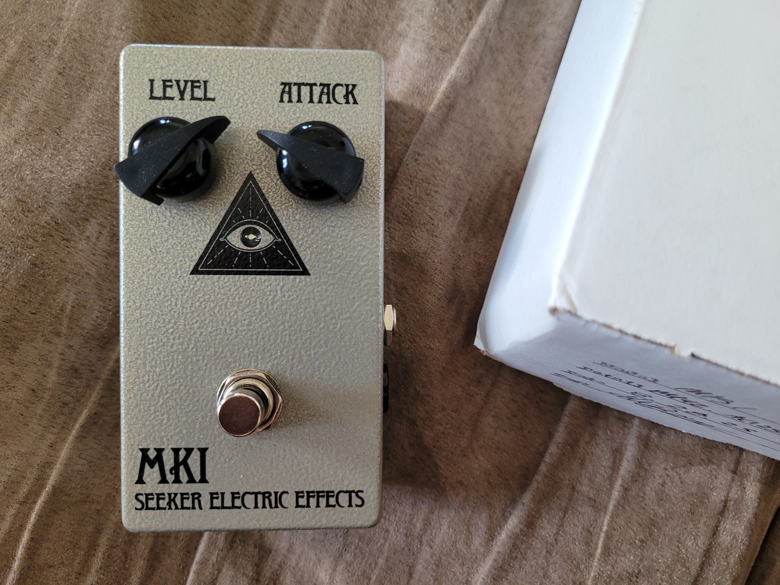 Seeker Electric MkI Tonebender Lineage fuzz pedal germanium sola