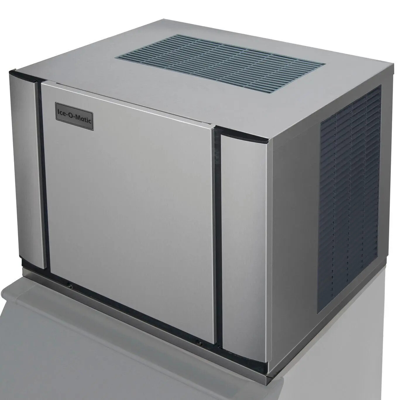 Ice-O-Matic CIM0520FW Elevation Series 586lb Full Cube Water Cooled Ice Machine