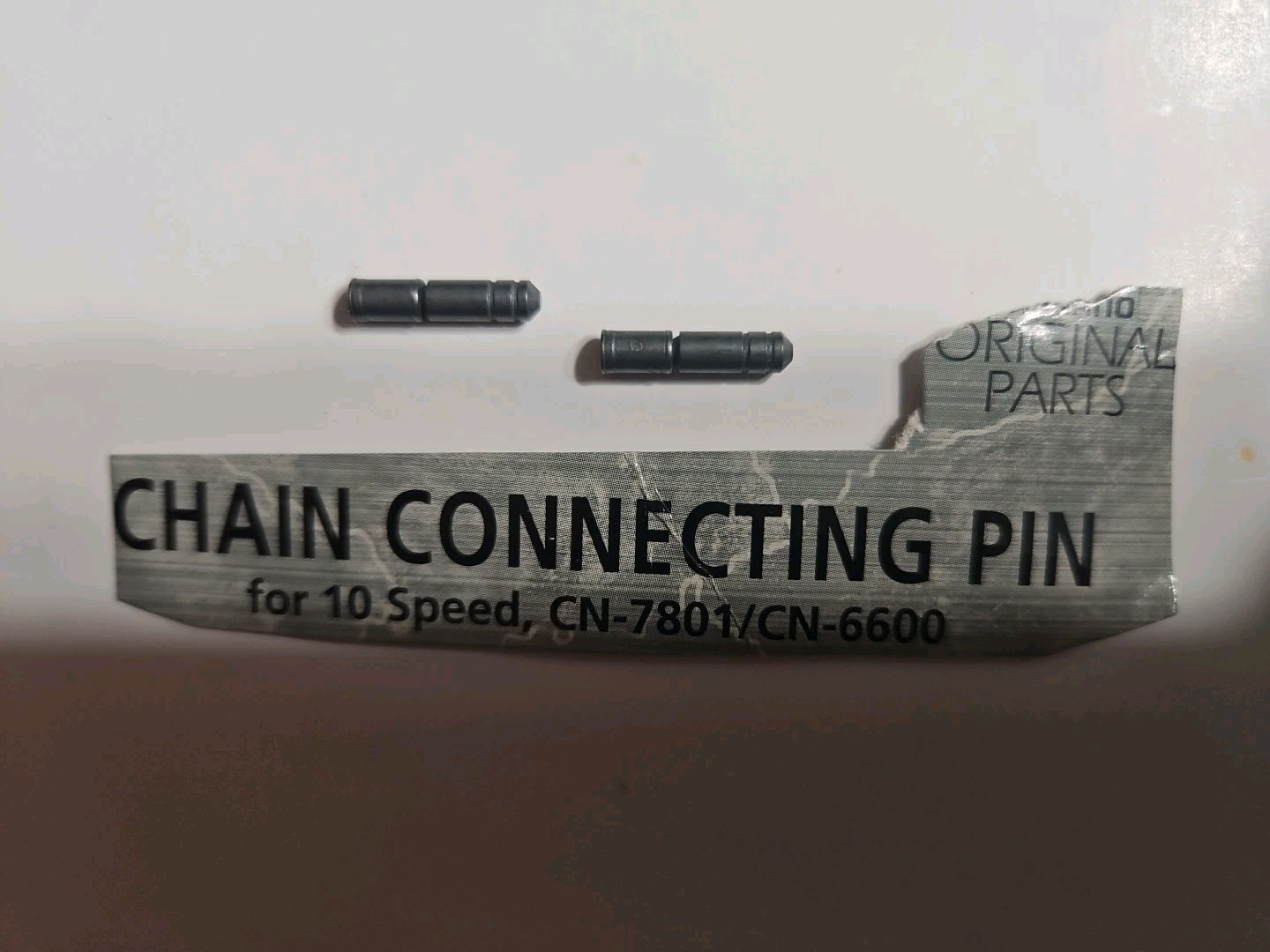 Shimano Chain Pins for 10 SPEED CN-7801 / CN-6600, 2 PIECES