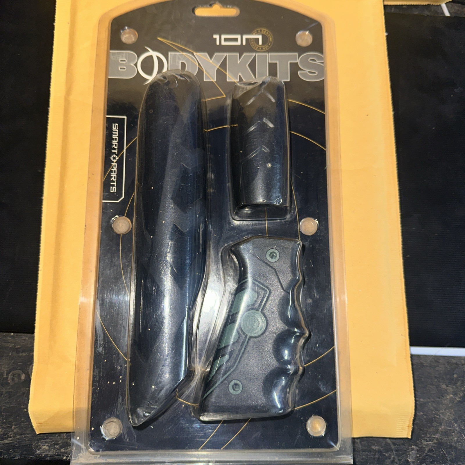 Smart Parts Ion Black/Green Body Kit