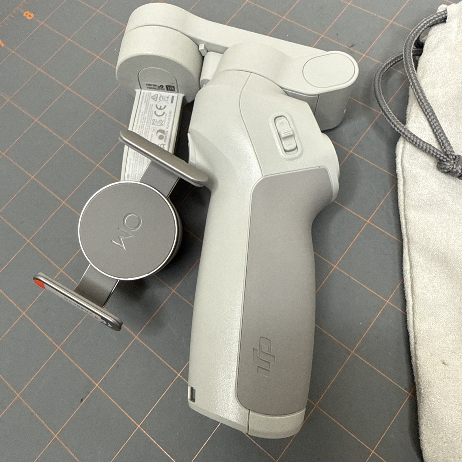 DJI Osmo Mobile SE Smartphone Handheld 3-Axis Gimbal Stabilizer OK200