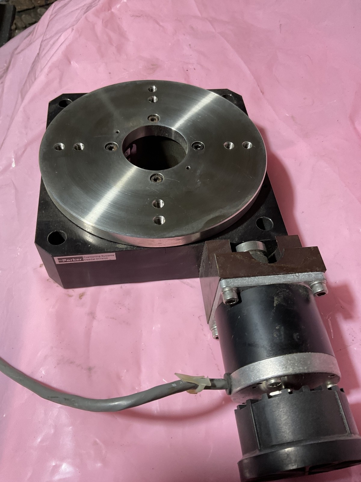 Parker 200RT 6" Precision Rotary Stage 20604RTMSH1