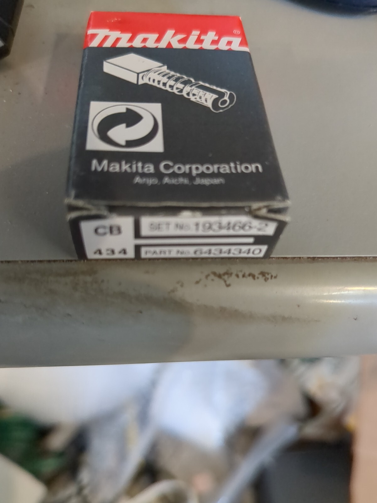 Makita 6434340 set of 2 brushes electric motor replacement