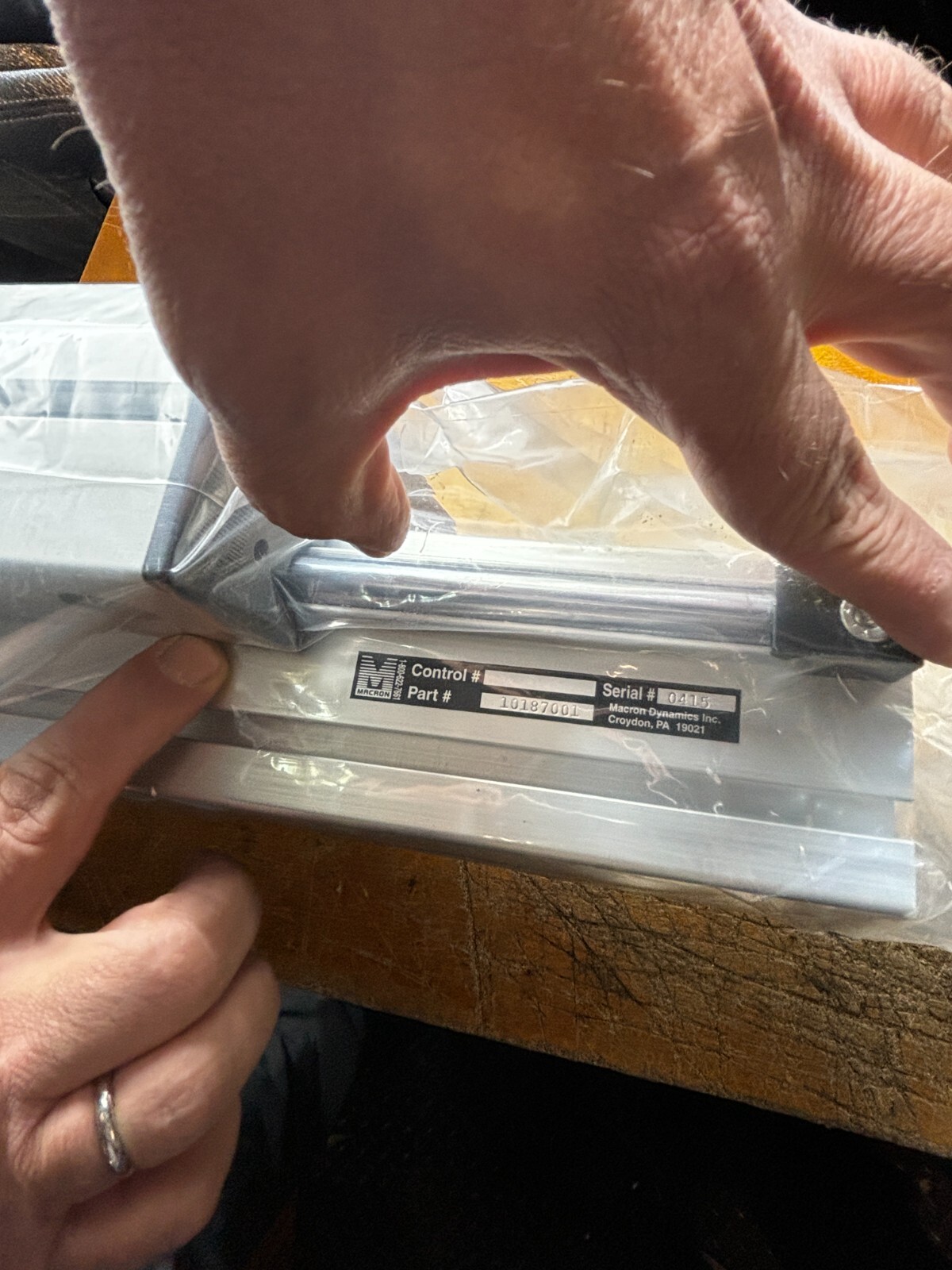 Macron Dynamics 10187001 Linear Actuator 162K558H01 NEW SN: 0415 ✅