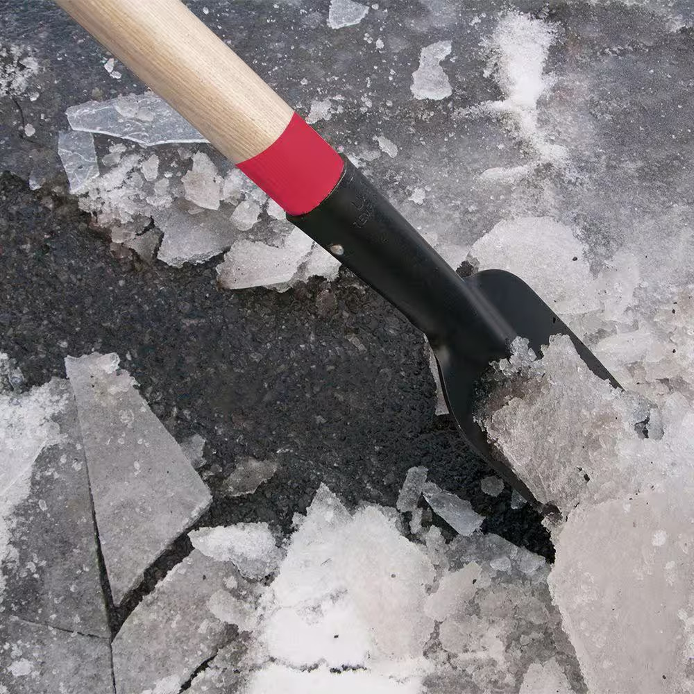 4 In. Forged Sidewalk Scraper
