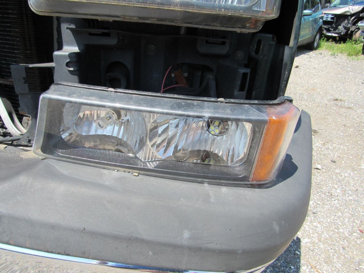 SILVRDO15 2005 Glove Box 1058406