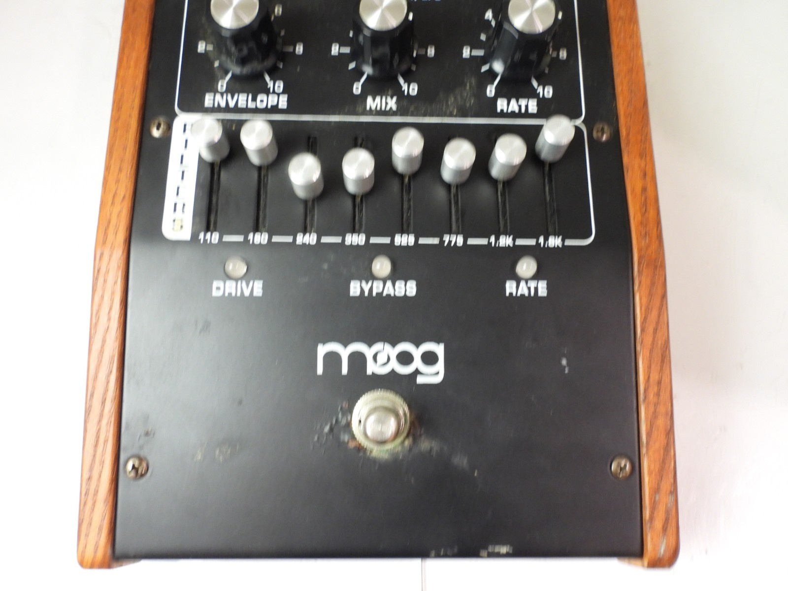 Moog MF-105B Bass Murf Envelope Filter Effects Pedal Moogerfooger