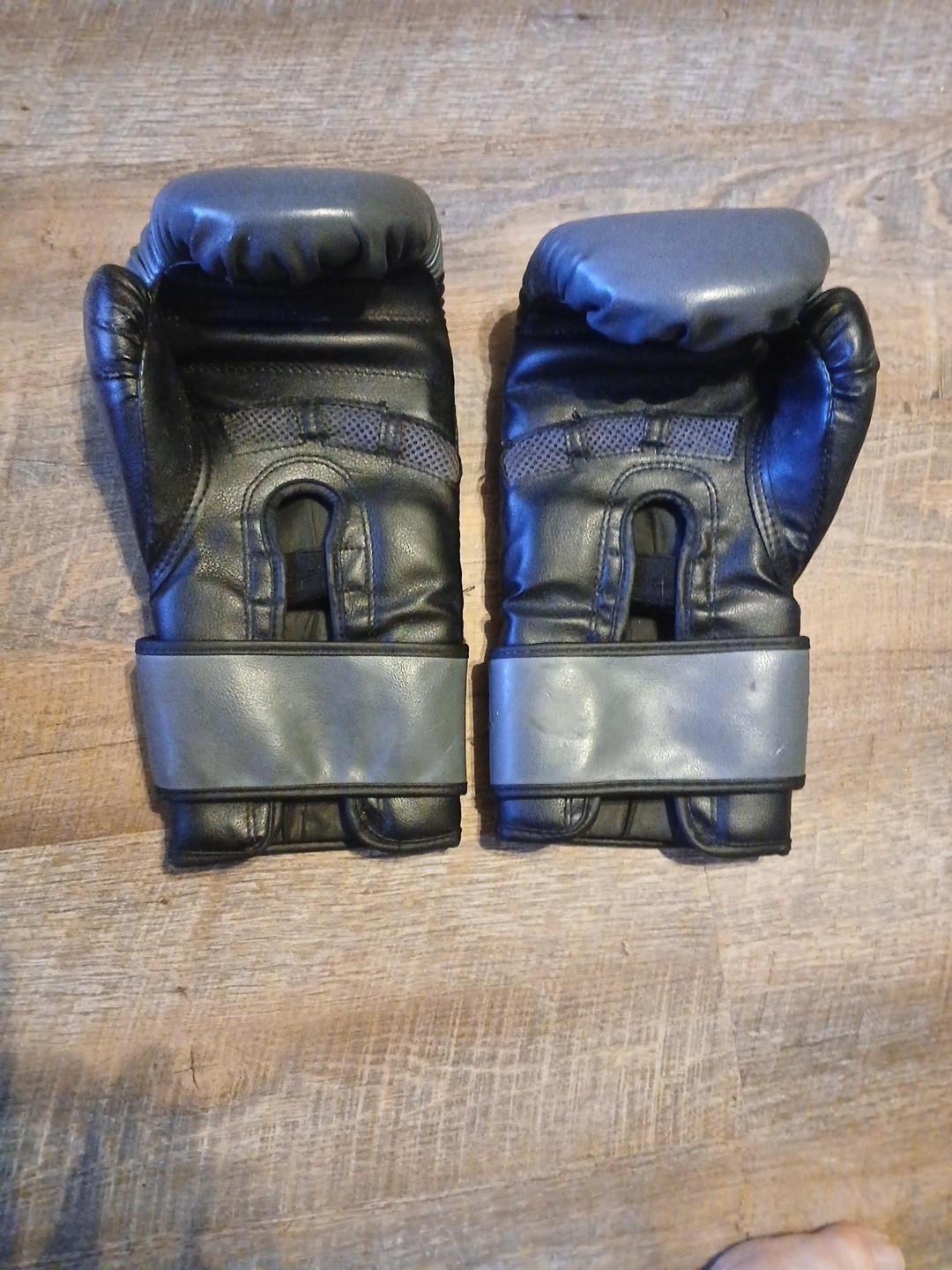 Century Training Boxing Gloves 16 oz Black