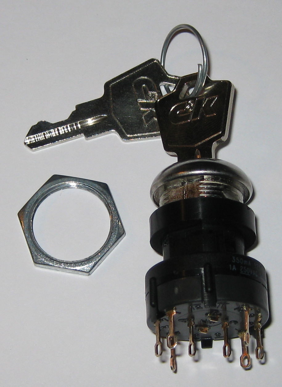 C&K Rotary Keylock Switch - 3 Position C and K Double Pole Switchlock - 2.5 A