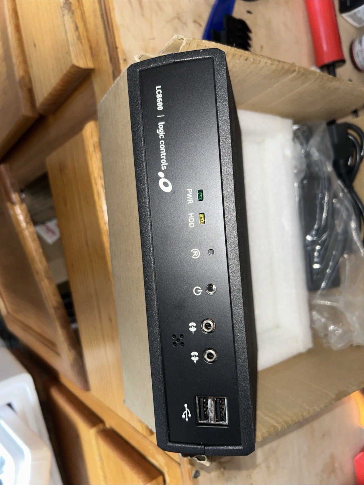 Logic Controls LC8600 Restaurant POS System Terminal Touchscreen Point of Sale