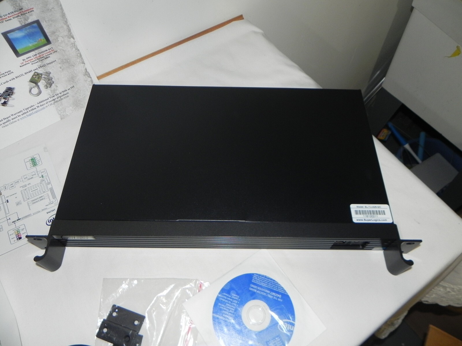 SUPERLOGICS Model SL-1U-A25-GC Rack Mount D425KT Computer System Processor Contr