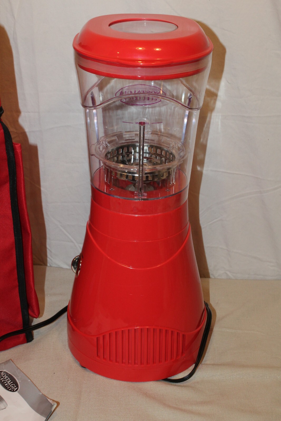 Nostalgia Electrics CARIBBEAN CHILLER Frozen Drink Slush Maker & Carry Bag MSB64